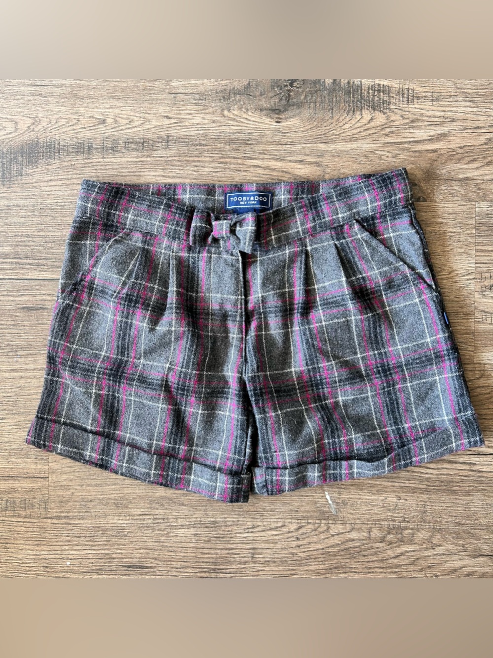 Toobydoo |Gray Plaid Skirt with Pink Windowpane Lines sz 10(runs small)